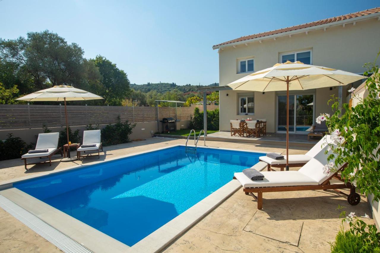 Apolpaina Grappolo Lefkada Villas - Villa Vertzami Just 2 Km From Lefkada Town מראה חיצוני תמונה