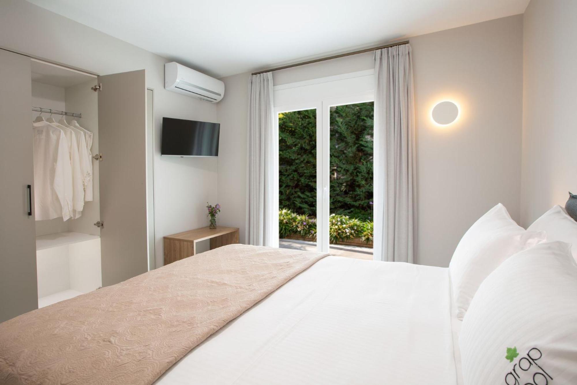 Apolpaina Grappolo Lefkada Villas - Villa Vertzami Just 2 Km From Lefkada Town מראה חיצוני תמונה